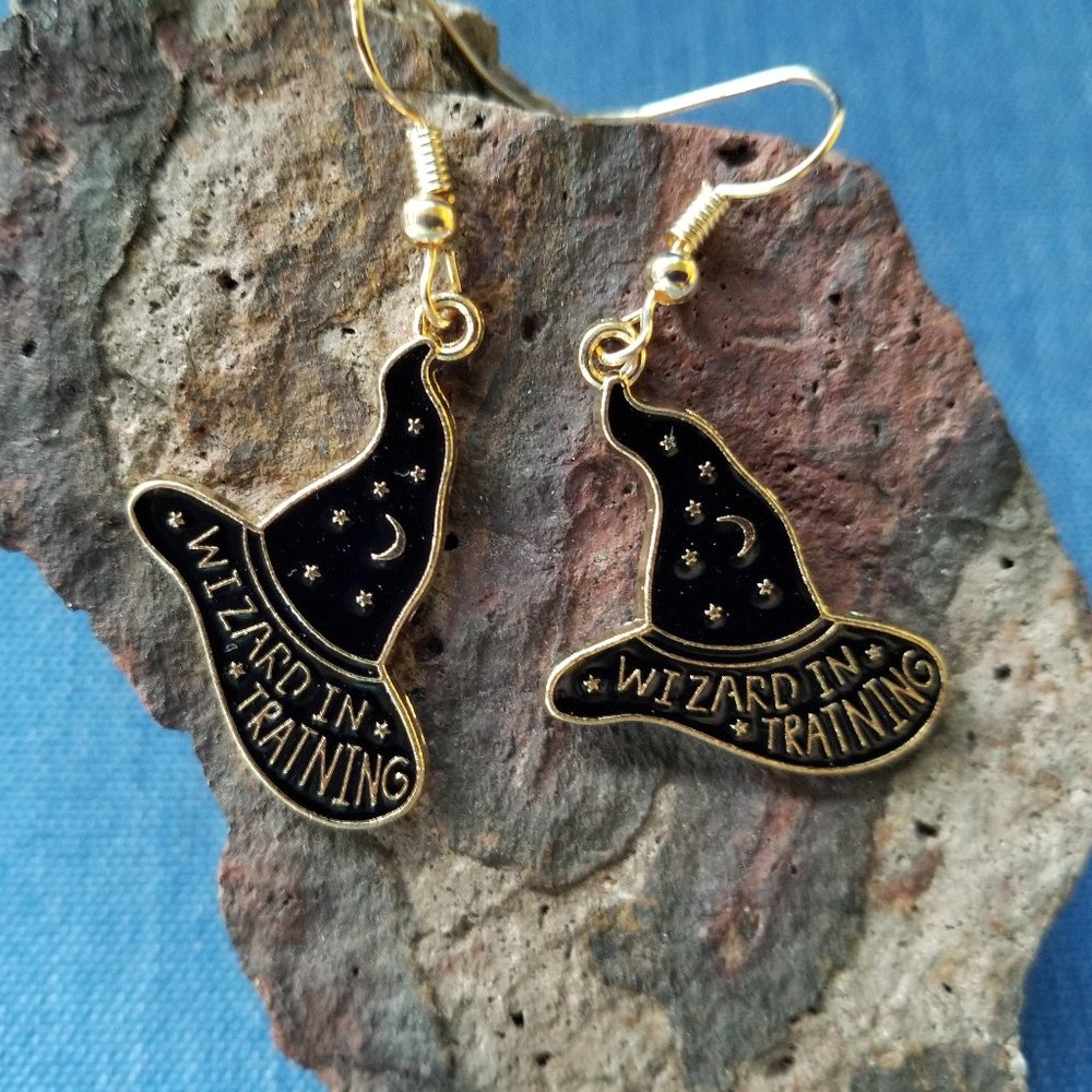 🪄Halloween "Wizard in Training" Earrings - NWOT